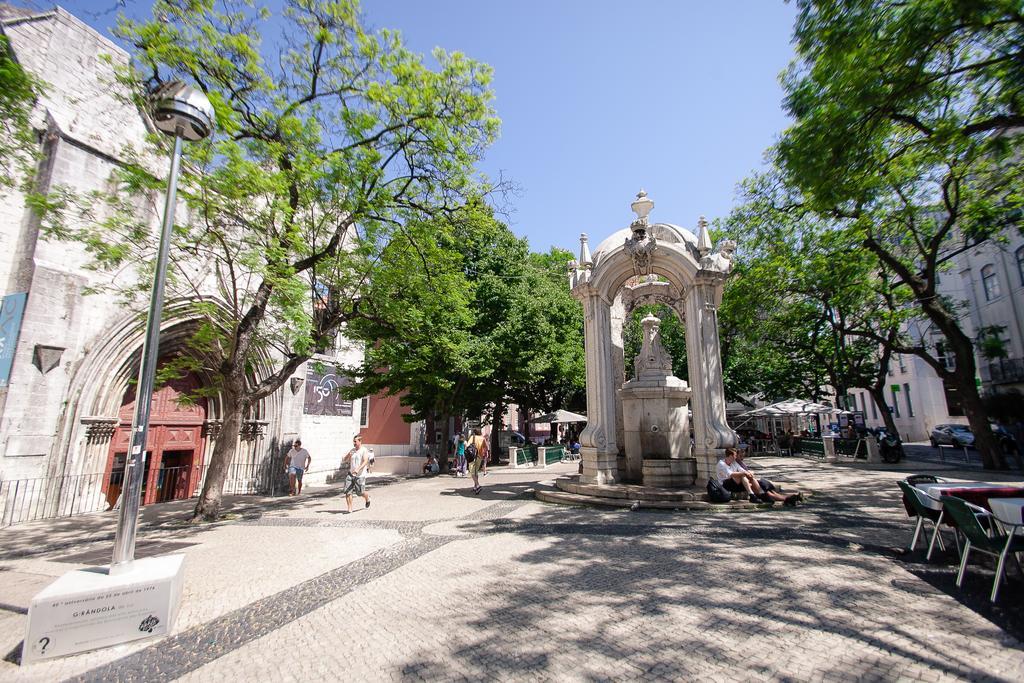Appartamento Loving Chiado Lisbona Esterno foto